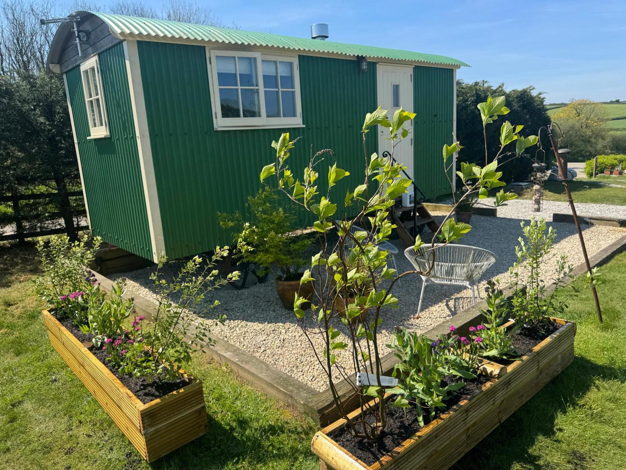 Toms Hut And Robins Rest Shepherd Huts Near ويدبريدج المظهر الخارجي الصورة